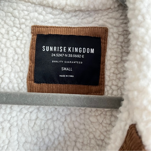 Sunrise Kingdom Corduroy Brown Sherpa Lined Trucker Jacket Size Small - Picture 6 of 9